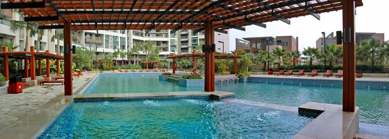 Elegant Pool Pavilion